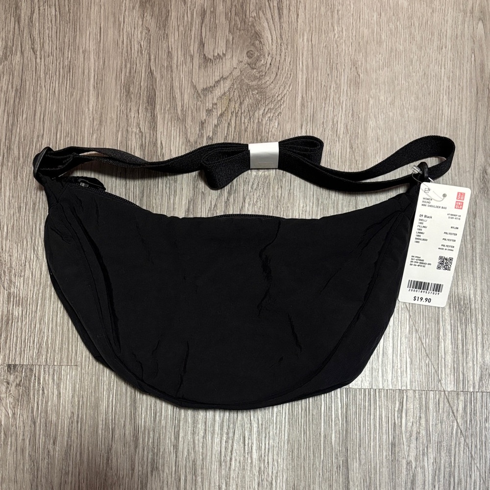 NEW Uniqlo Black Crossbody Bag